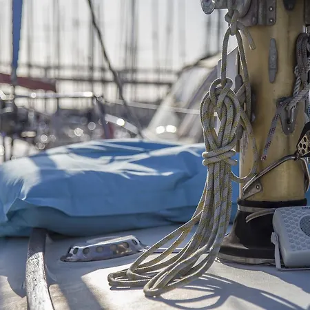 Sailboat Unique Experience Lisboa